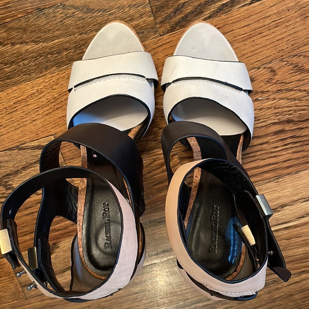 Rachel Roy size 37 strappy block heels